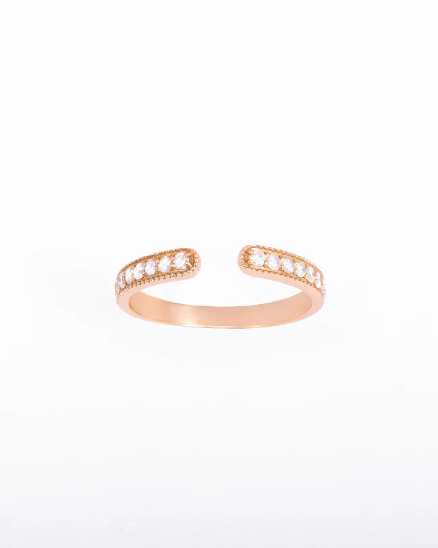 Line Opened 18K Gold, Whitegold or Rosegold Ring w. Diamonds