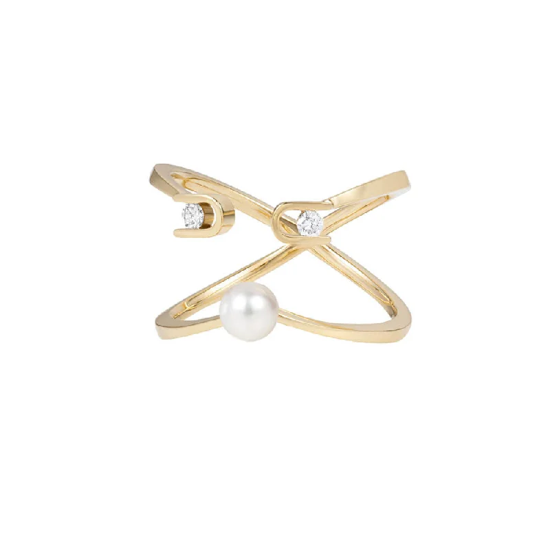 PREMIERE Diamond Paola 18K Gold Ring w. Diamond & Pearl