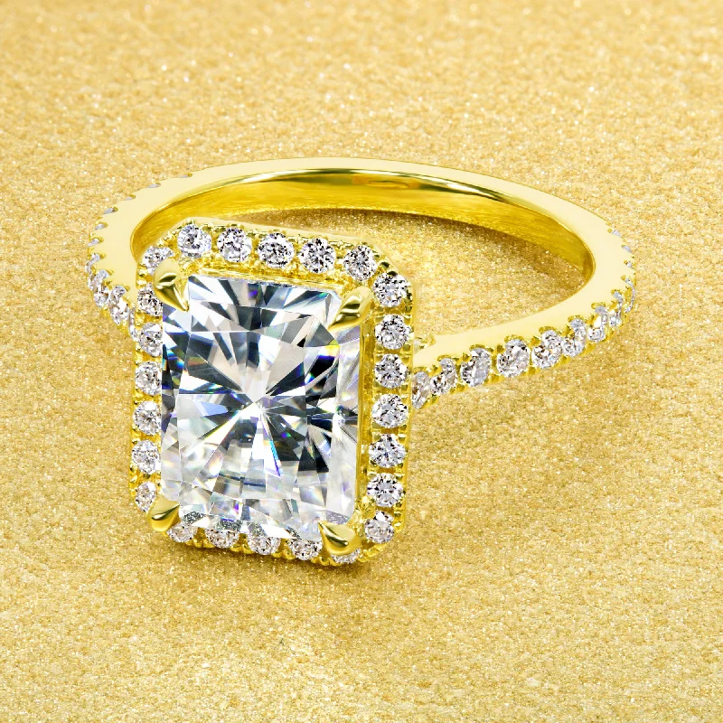 The Emilia, 2.7ct Radiant-cut Cathedral Halo Ring