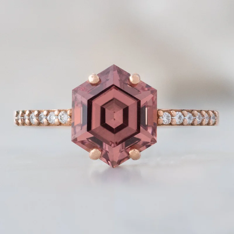 The Willow Ring | 1.88ct Hexagon Cut Garnet in 14K Rose Gold