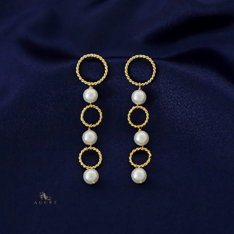 Azalea Tri Circle Pearl Earring