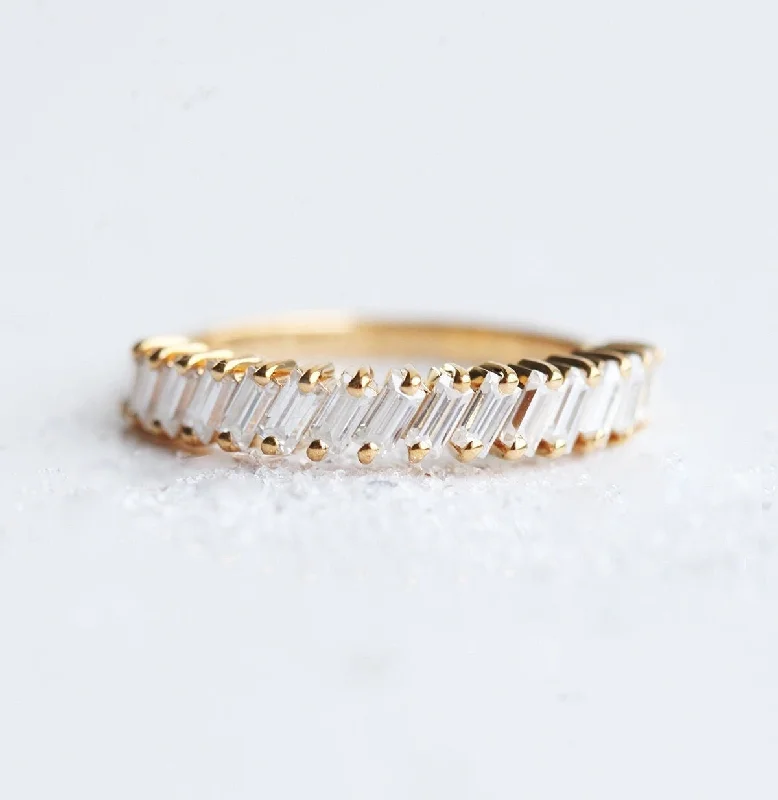 Trendy Minimalist Jewelry For Everyday Wear Laura Baguette Diamond Ring