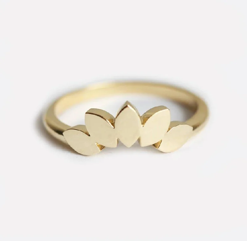 Elegant Jewelry, Exclusive Prices – Shop Now Leaf Ring, Wedding Band