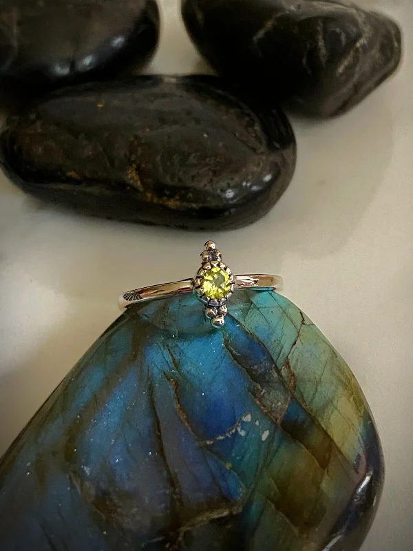 Petite Pointed Peridot Ring