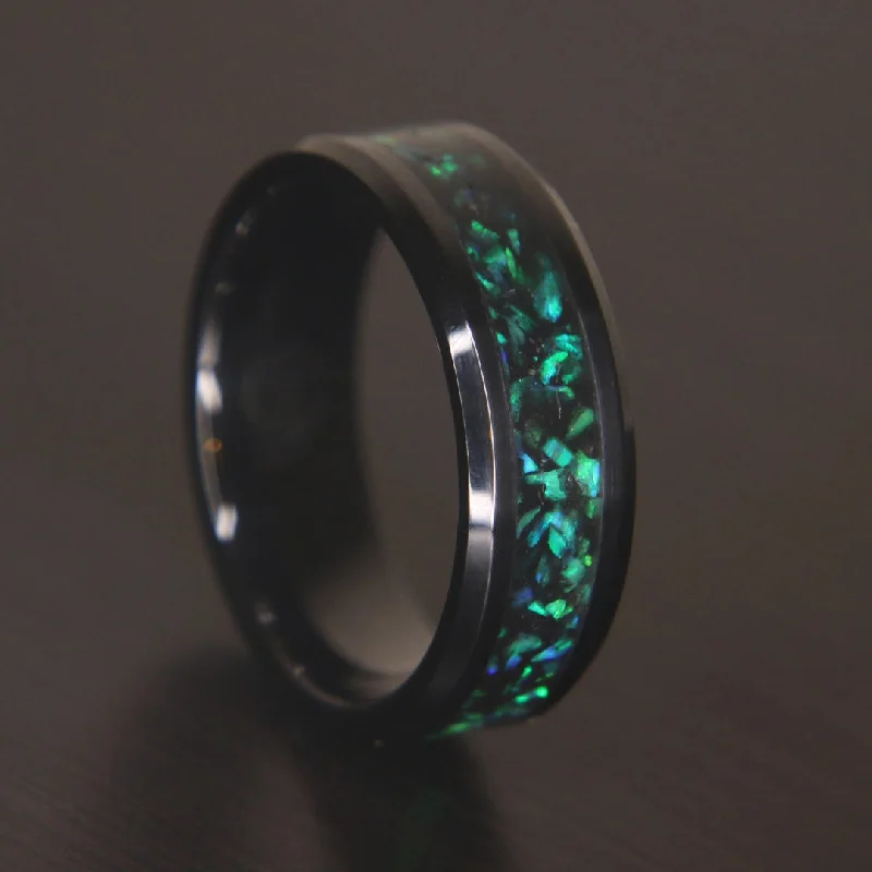 Flash Sale On Stunning Jewelry – Don't Miss Out The Kaiju Black Ceramic Glowstone Ring