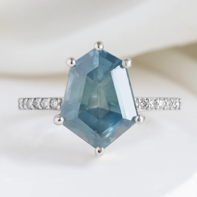 The Willow Luxe | 3.98ct Geometric Sapphire in 18K White Gold