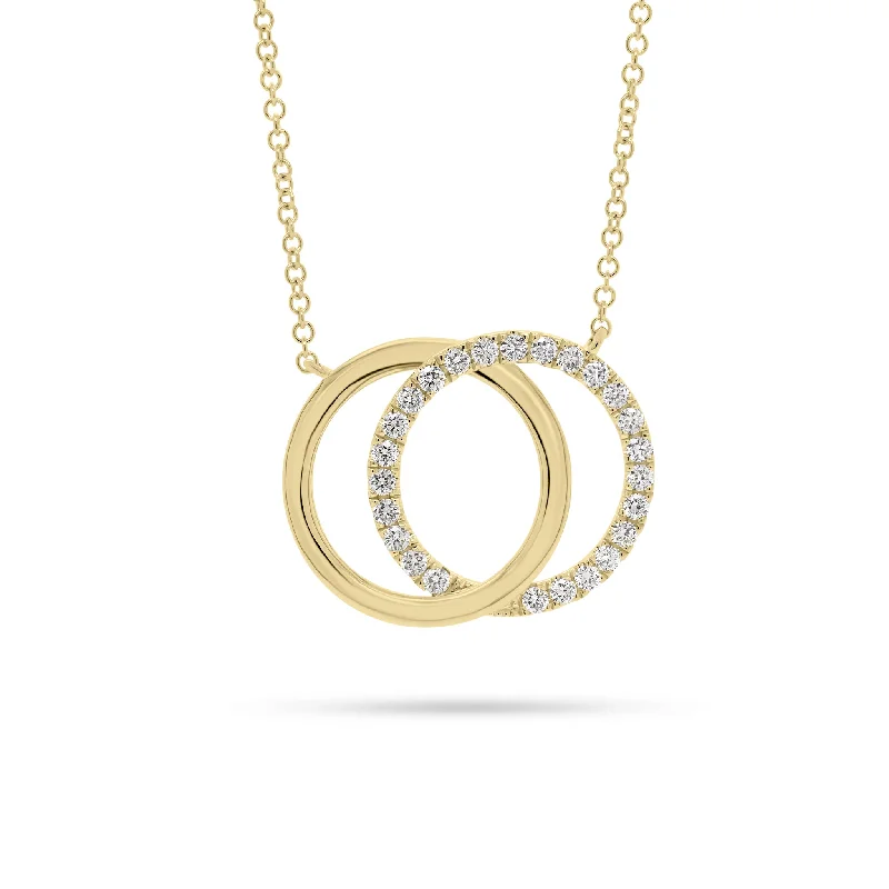 Fashion-Forward Jewelry At Incredible Prices Diamond & Gold Interlocking Circles Necklace