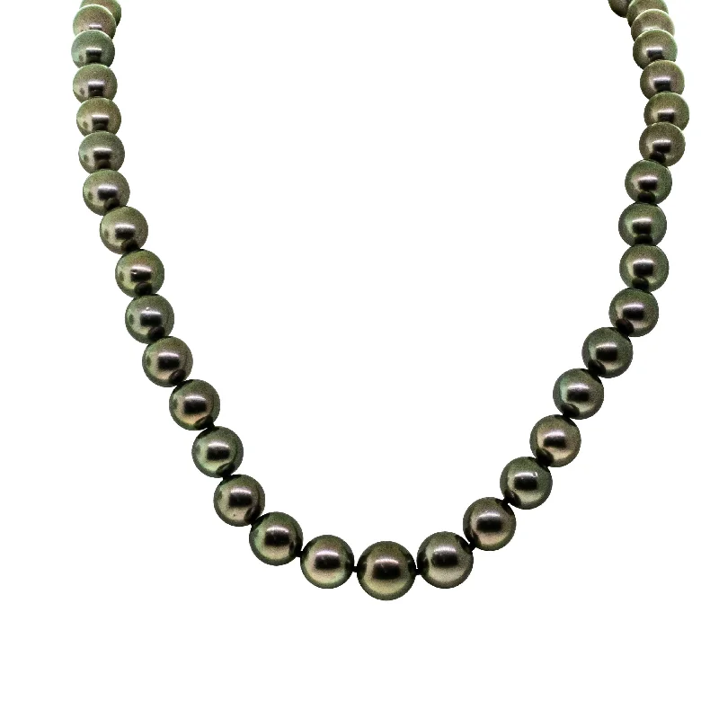 Premium Jewelry At Special Low Prices For A Limited Time 18ct White Gold Tahitian Black Pearl Strand