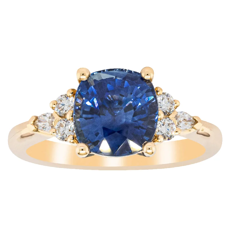 The Perfect Jewelry Piece At The Perfect Price 18ct Yellow Gold 3.05ct Sapphire & Diamond Oriana Ring