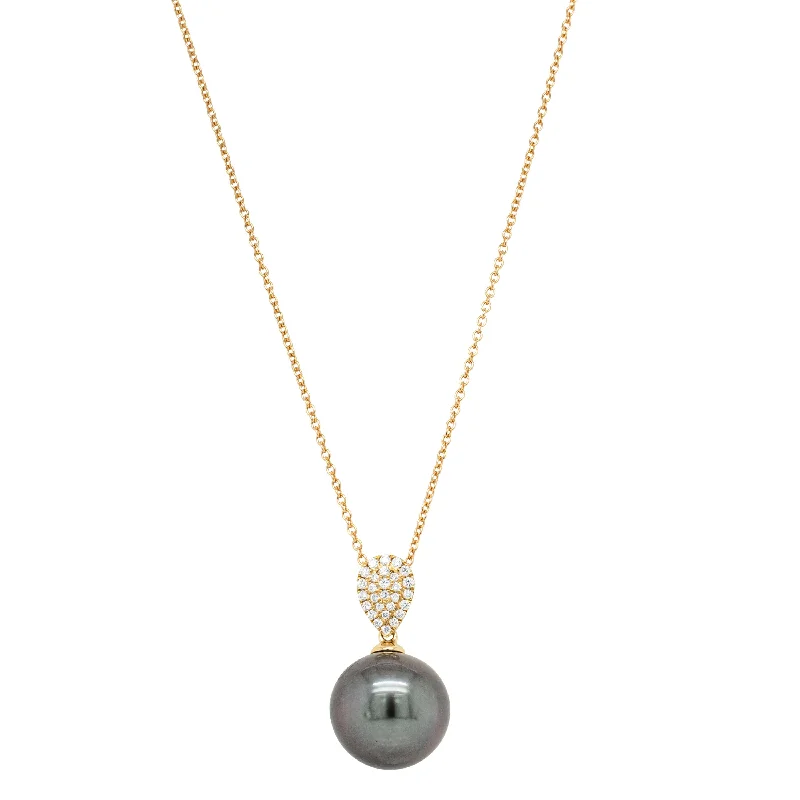 Exclusive Jewelry Sale – Limited-Time Discounts 18ct Yellow Gold Black Pearl & Diamond Aegean Pendant